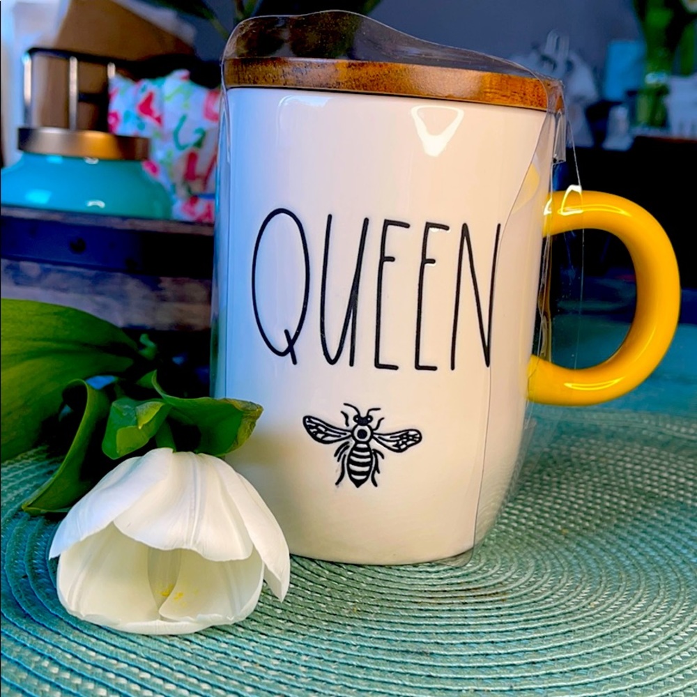 Rae Dunn  white QUEEN mug with yellow handle
